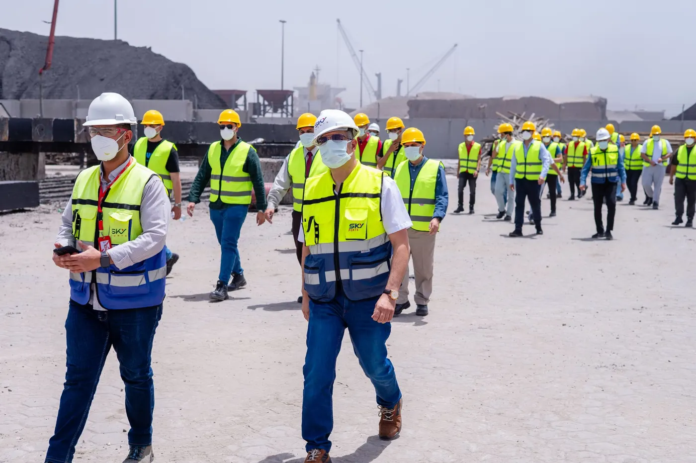 AASTMT students on a field tour of the Sky Ports terminal yard